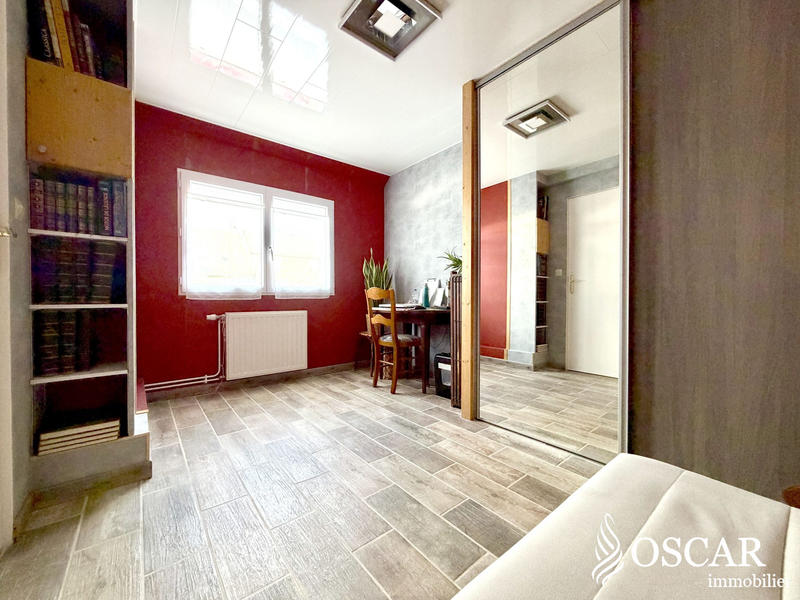 Maison - 107 m² - 6 pièces