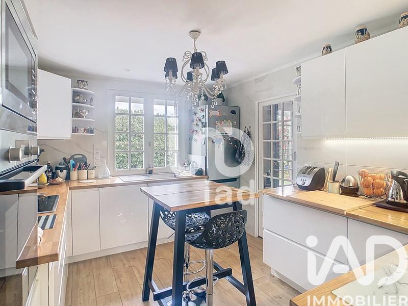 Maison - 182 m² - 8 pièces