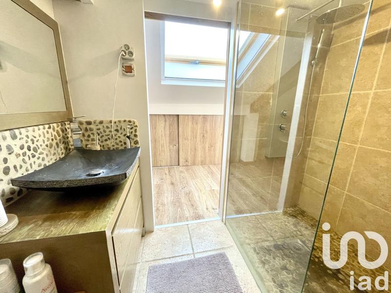 Maison de ville - 234 m² - 9 pièces