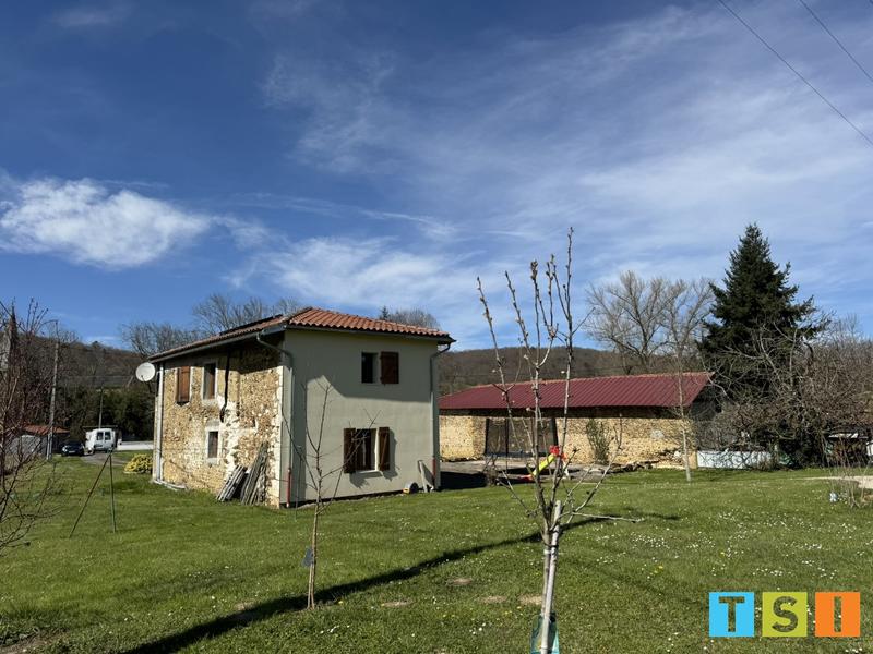 Maison - 105 m² - 4 pièces