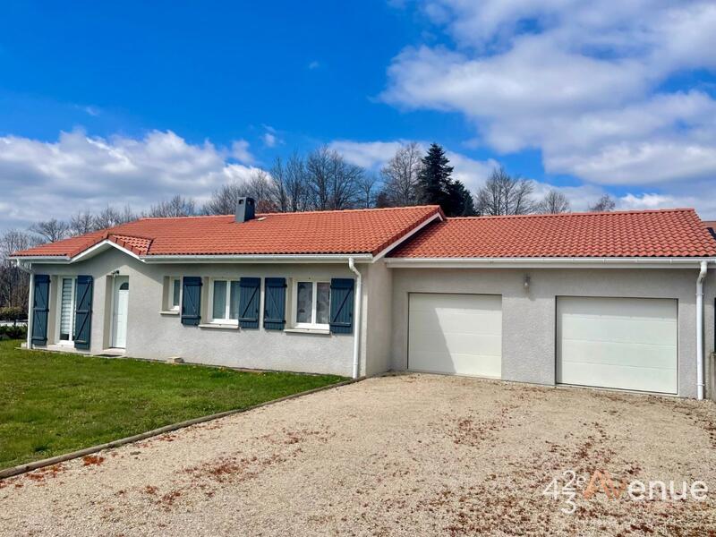 Maison - 95 m² - 5 pièces