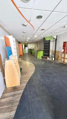 Maison - 363 m² - 12 pièces