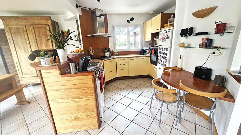 Maison - 177 m² - 7 pièces