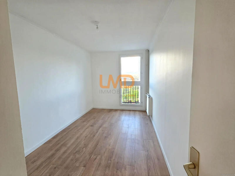 Appartement - 107 m² - 5 pièces