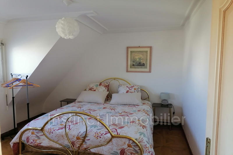 Maison - 190 m² - 10 pièces