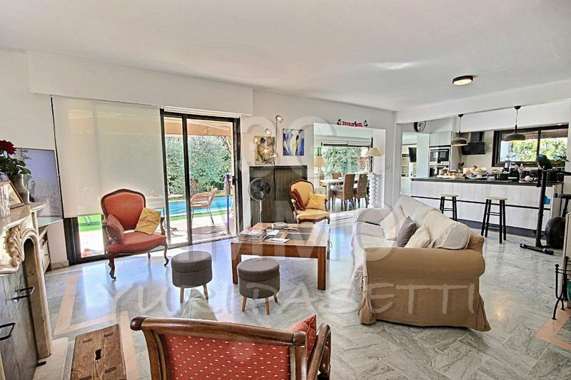 Maison - 147 m² - 5 pièces