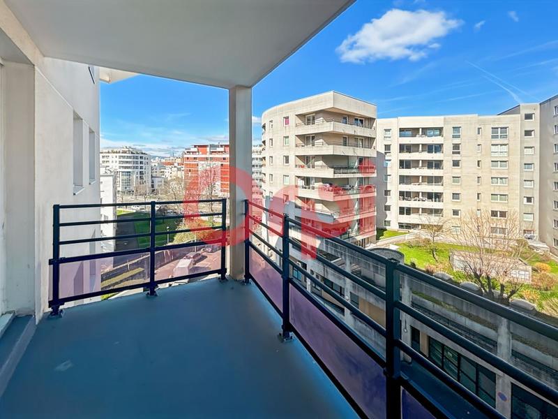 Appartement - 72 m² - 3 pièces