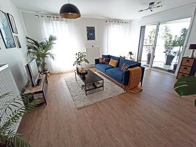 Appartement - 81 m² - 4 pièces