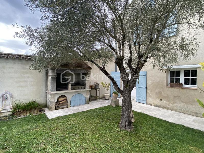 Maison en pierre - 225 m² - 8 pièces