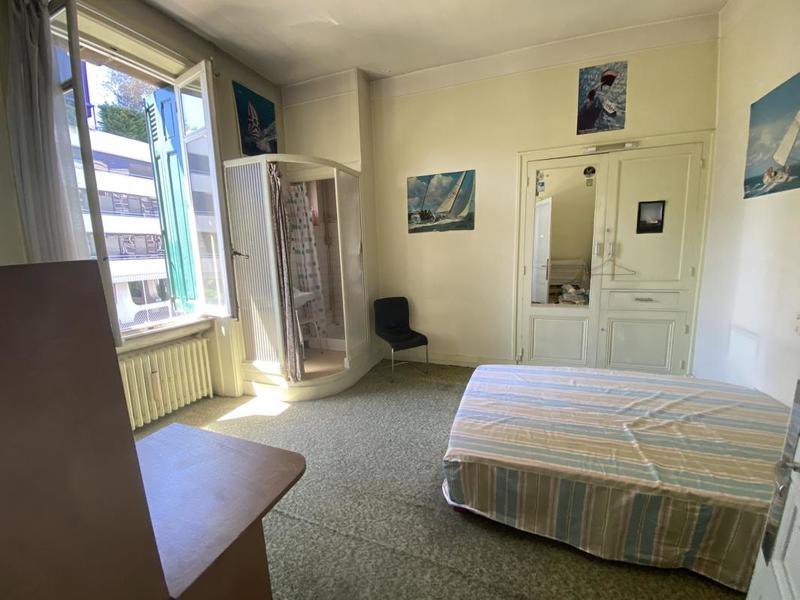 Maison - 232 m² - 8 pièces