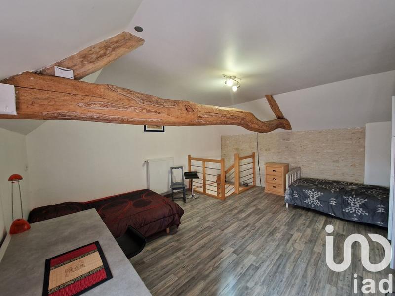 Maison - 202 m² - 7 pièces