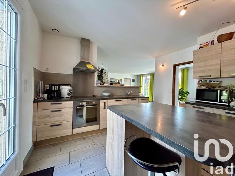 Maison - 189 m² - 9 pièces