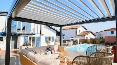 Maison - 162 m² - 9 pièces