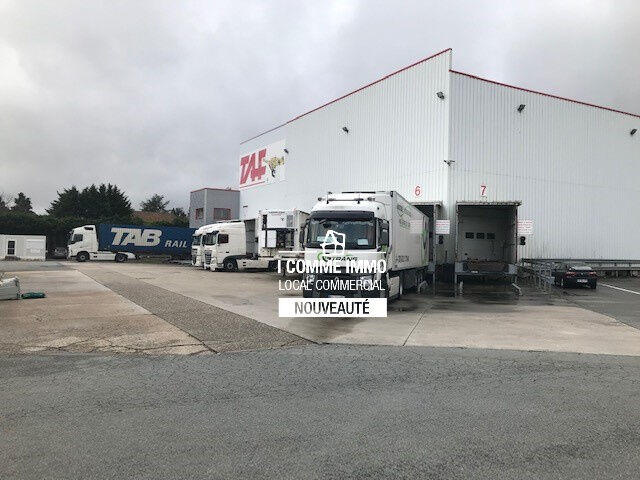 Local commercial - 940 m²