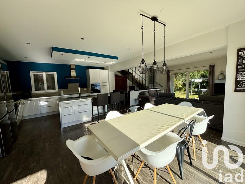 Maison - 160 m² - 5 pièces