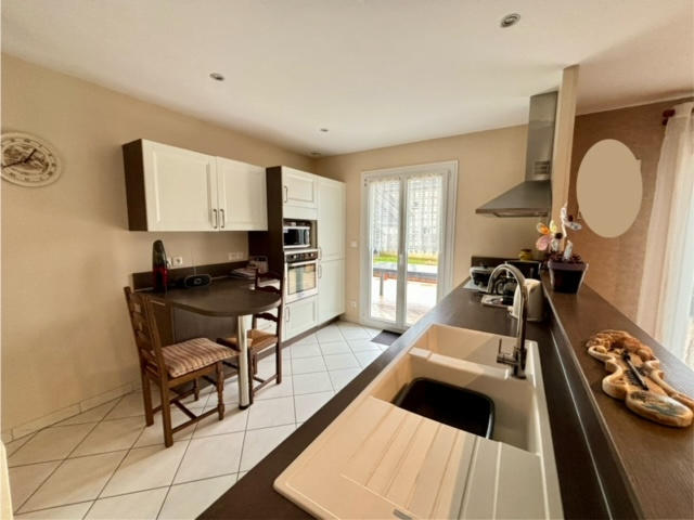 Maison - 87 m² - 5 pièces