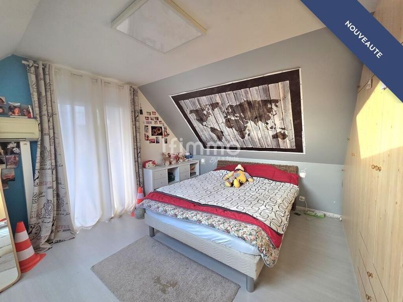 Maison - 198 m² - 7 pièces