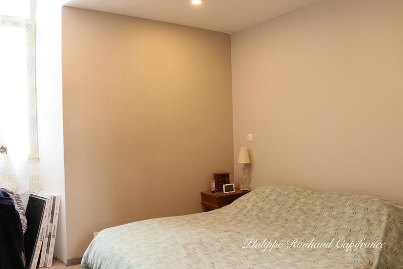 Propriété - 245 m² - 20 pièces