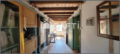 Maison - 260 m² - 11 pièces