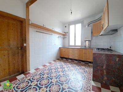 Appartement - 96 m² - 4 pièces