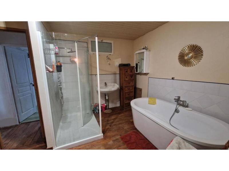 Maison - 145 m² - 6 pièces