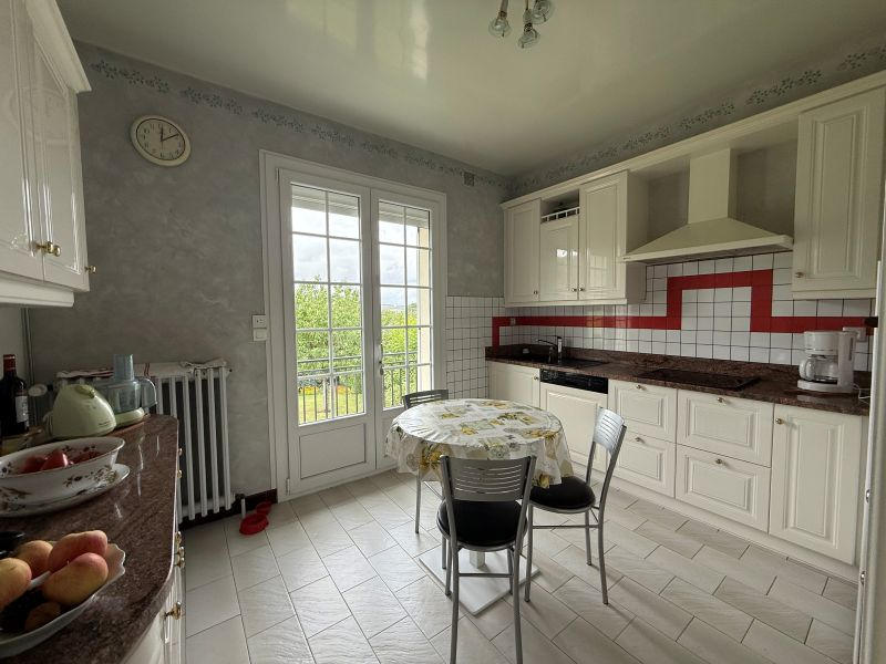 Maison - 140 m² - 5 pièces