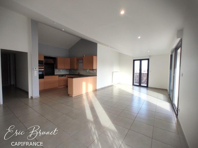 Appartement - 128 m² - 4 pièces