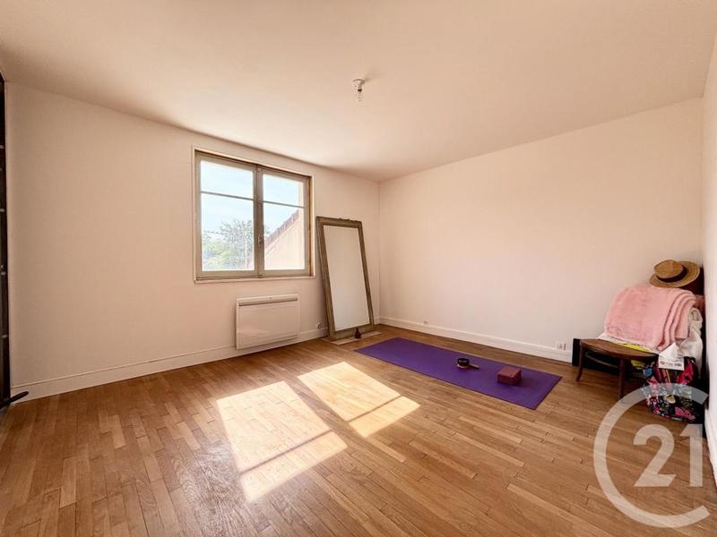 Maison - 75 m² - 3 pièces