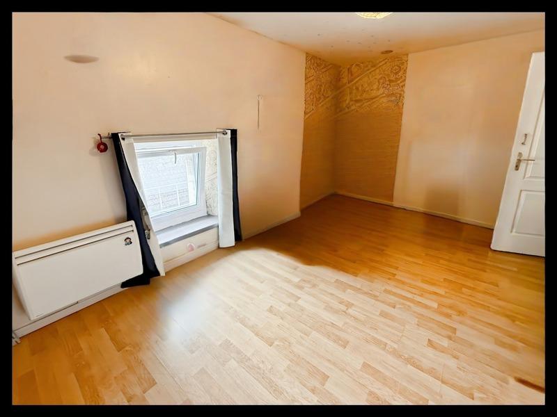 Immeuble - 120 m² - 6 pièces