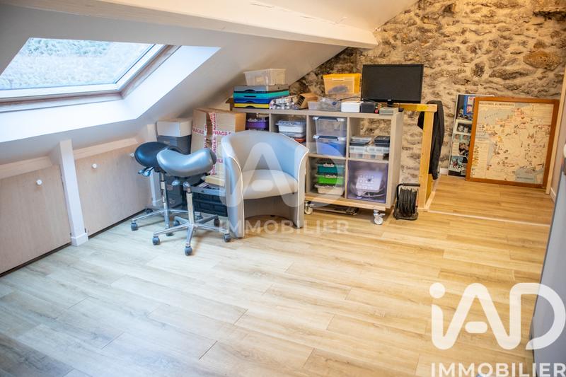 Maison - 98 m² - 4 pièces