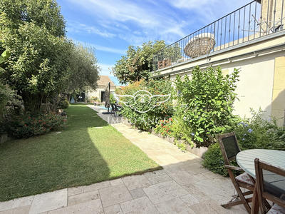 Maison ancienne - 261 m² - 8 pièces