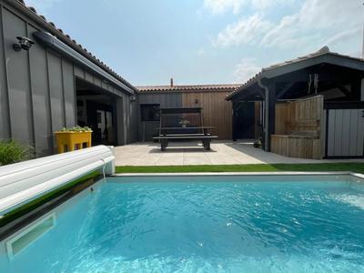 Villa - 199 m² - 6 pièces