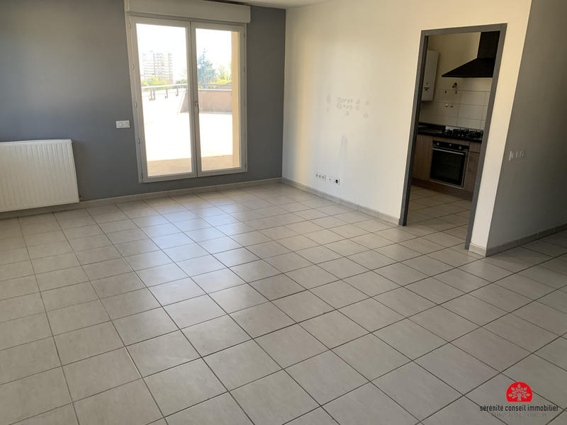 Appartement - 98 m² - 5 pièces