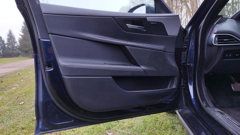 Jaguar Xe I 2.0 d 180 Bva R Sport