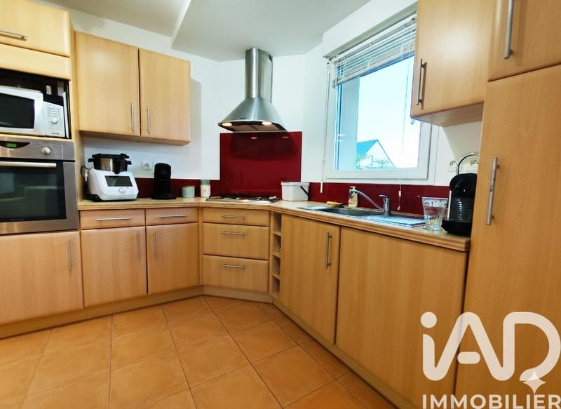 Maison - 95 m² - 5 pièces