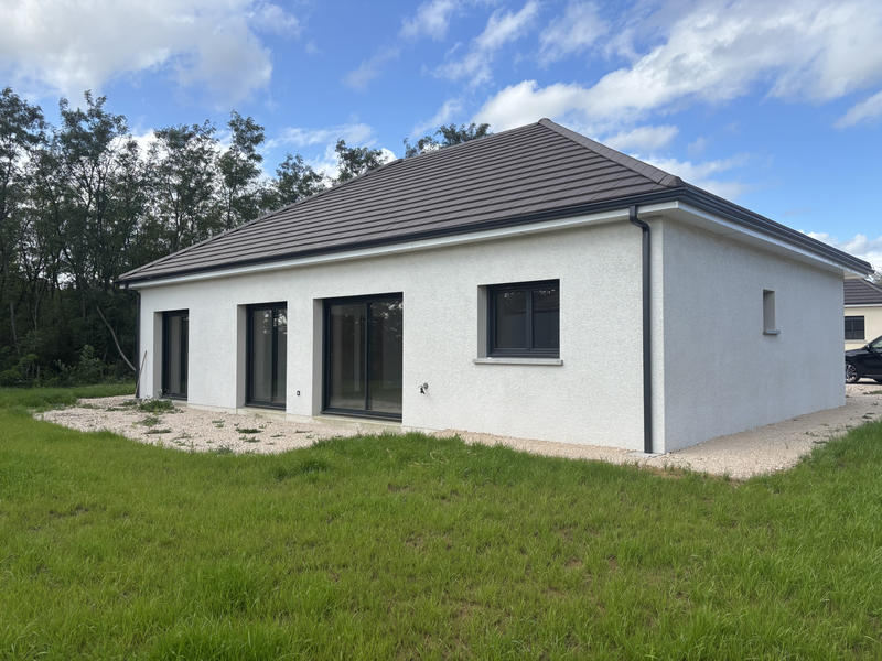 Maison - 95 m² - 4 pièces