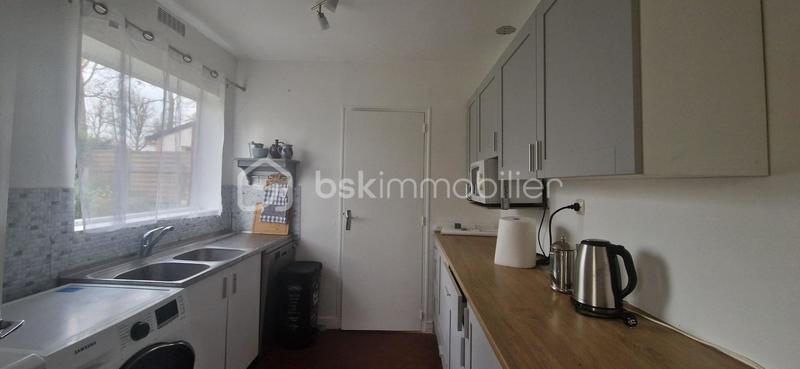 Maison - 99 m² - 6 pièces