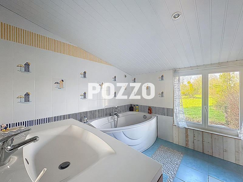 Maison - 165 m² - 6 pièces