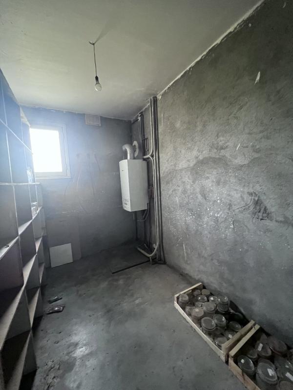 Maison - 185 m² - 7 pièces