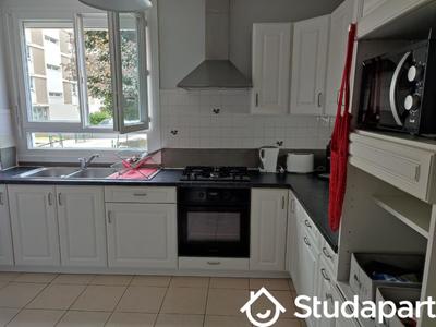 Chambre - 9 m² - 1 pièce