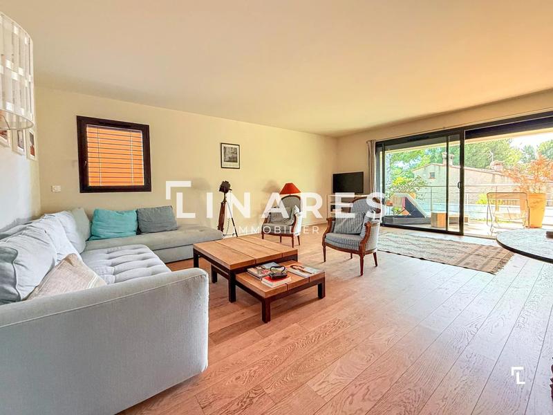 Appartement - 105 m² - 3 pièces