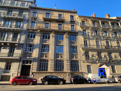 Bureau - 229 m² - 7 pièces