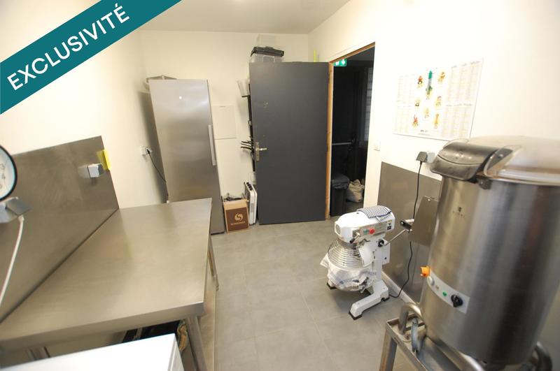 Local commercial - 119 m² - 4 pièces