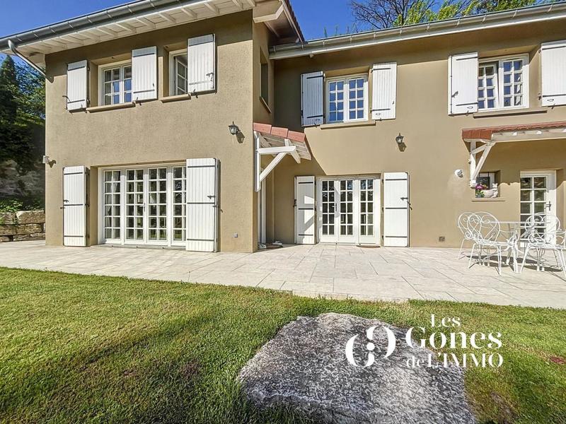 Maison - 175 m² - 6 pièces