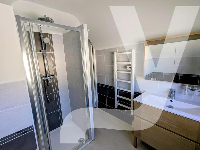 Maison - 131 m² - 6 pièces