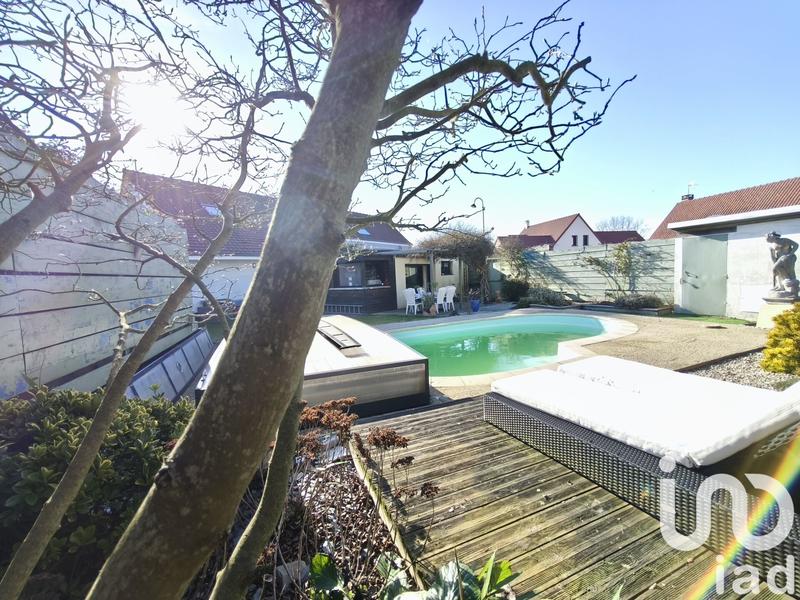 Maison - 245 m² - 7 pièces