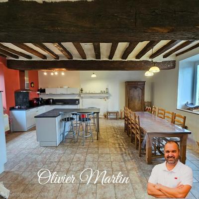 Maison - 140 m² - 7 pièces