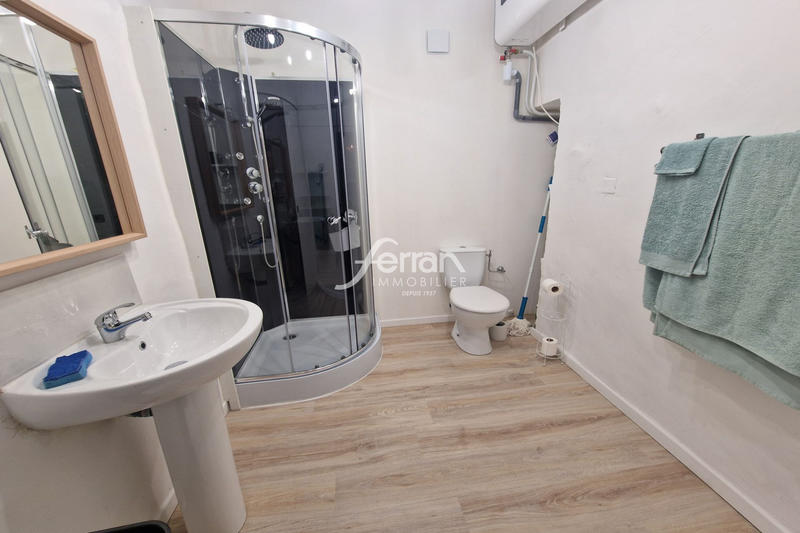 Appartement - 170 m² - 8 pièces