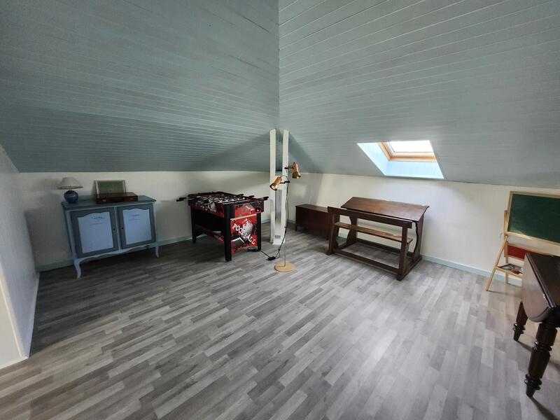 Maison - 211 m² - 10 pièces