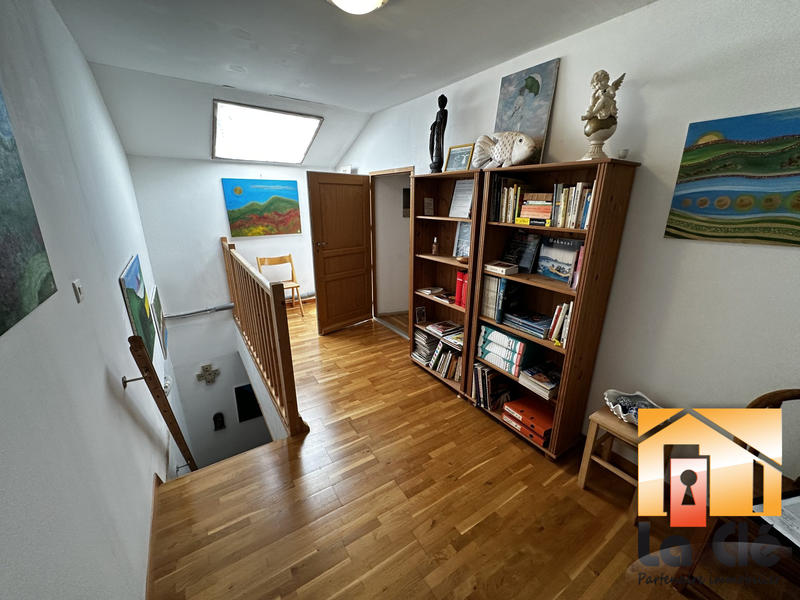 Maison - 288 m² - 6 pièces